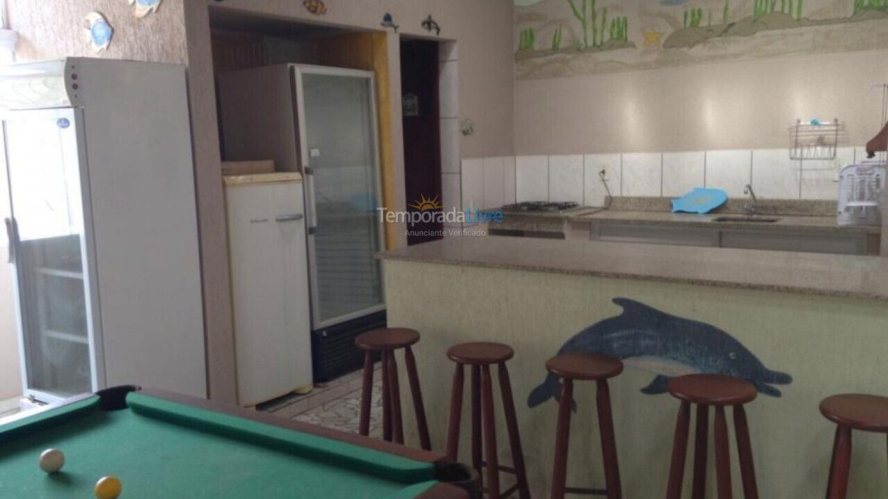 Casa para aluguel de temporada em Bombinhas (Canto Grande)