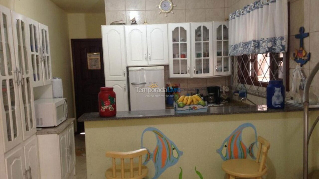 Casa para aluguel de temporada em Bombinhas (Canto Grande)