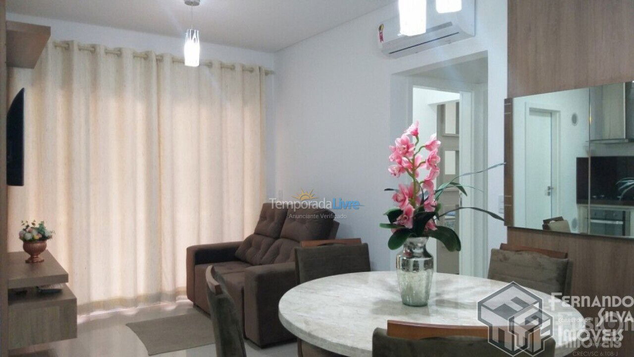 Apartamento para aluguel de temporada em Bombinhas (Canto Grande)
