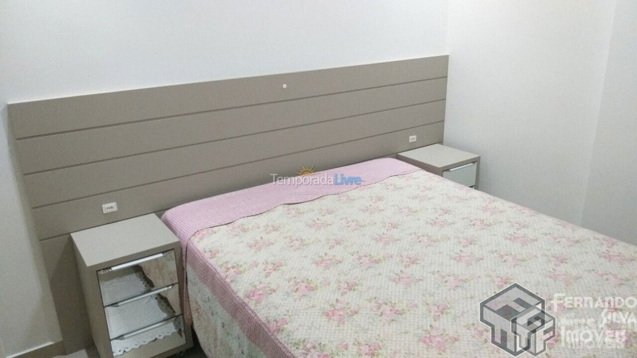 Apartamento para aluguel de temporada em Bombinhas (Canto Grande)