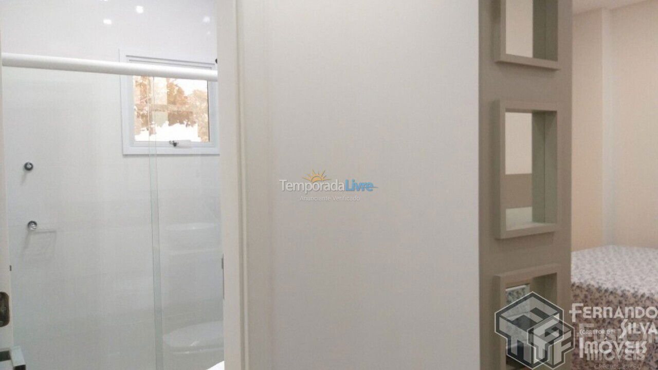 Apartamento para aluguel de temporada em Bombinhas (Canto Grande)