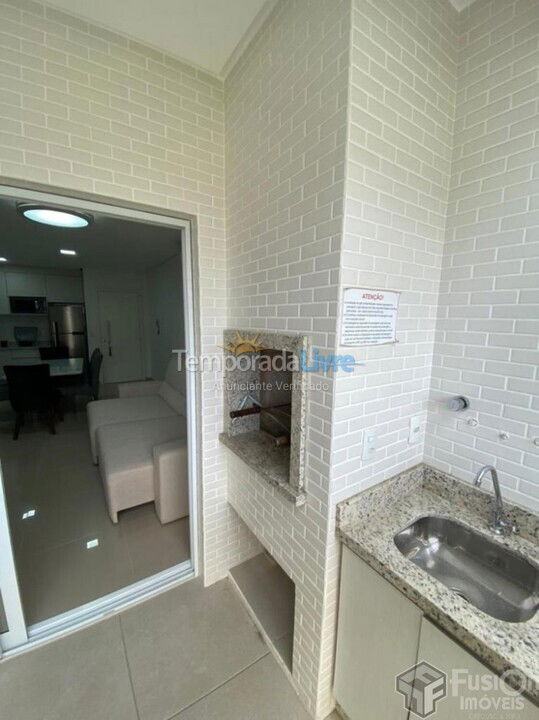 Apartamento para aluguel de temporada em Bombinhas (Canto Grande)