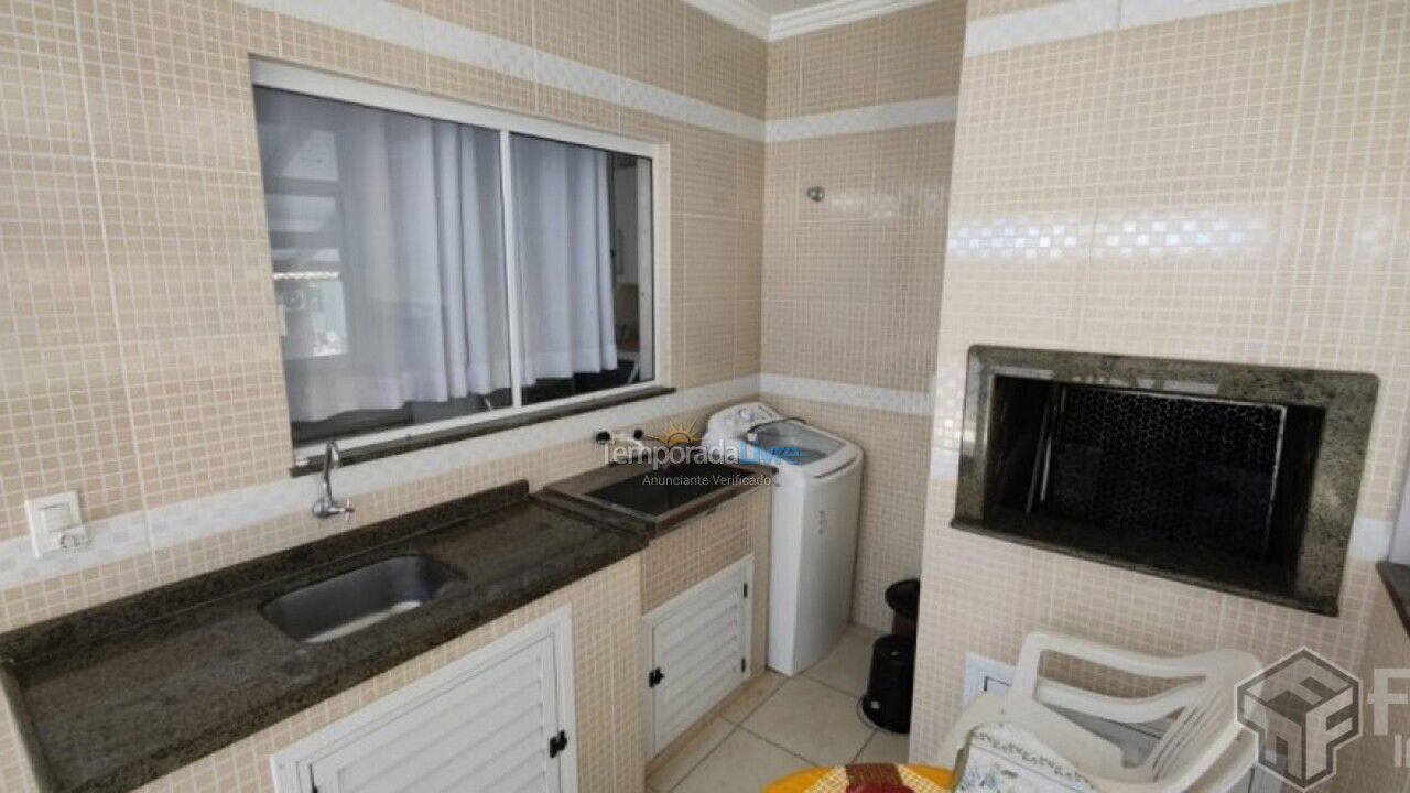 Apartamento para aluguel de temporada em Bombinhas (Mariscal)
