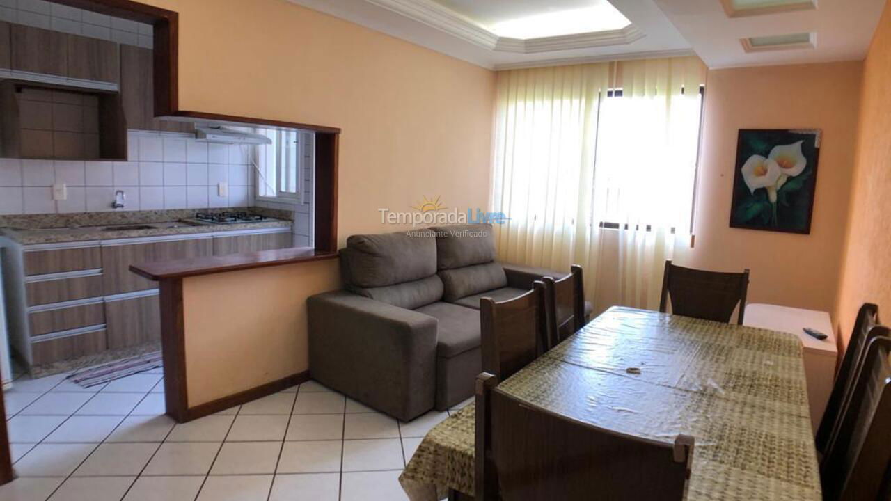 Apartamento para aluguel de temporada em Florianopolis (Praia dos Ingleses)