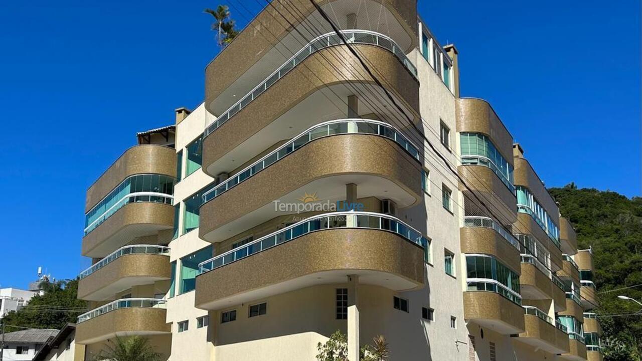 Apartamento para alquiler de vacaciones em Bombinhas (Praia de Bombas)