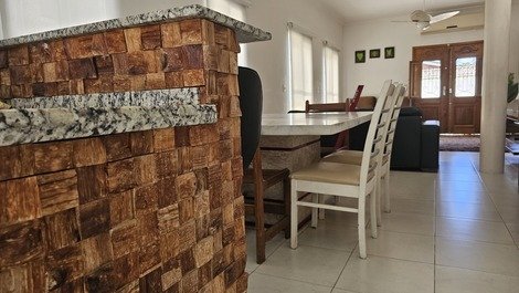 Casa com Piscina na Praia do Lázaro Ubatuba (250 Metros da Praia)