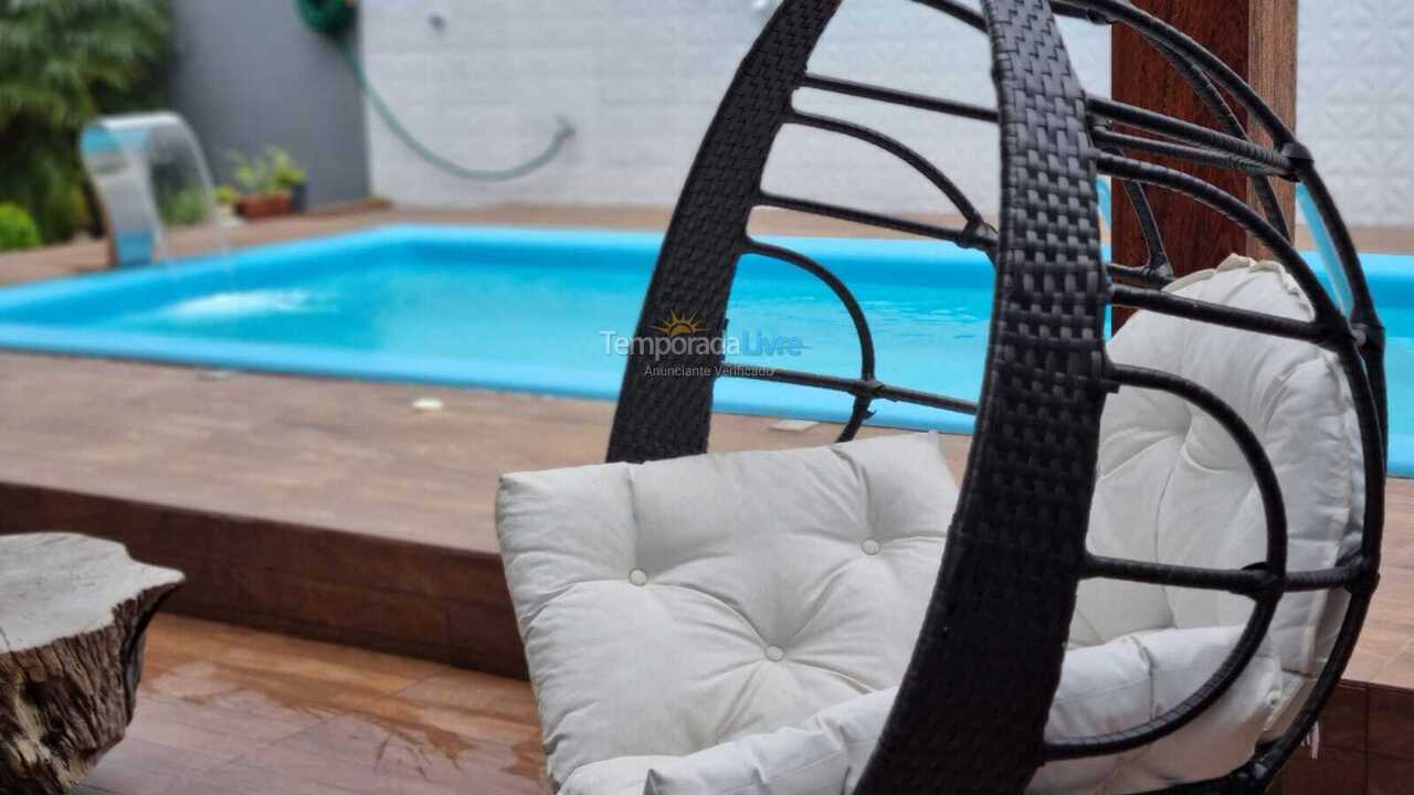 Casa para aluguel de temporada em Florianópolis (Corrego Grande)
