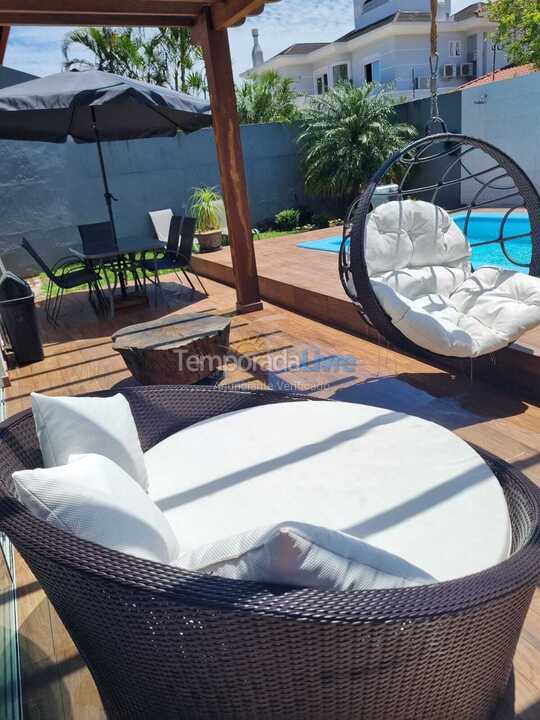 Casa para aluguel de temporada em Florianópolis (Corrego Grande)