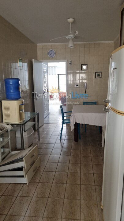 Apartamento para aluguel de temporada em Guarujá (Enseada)