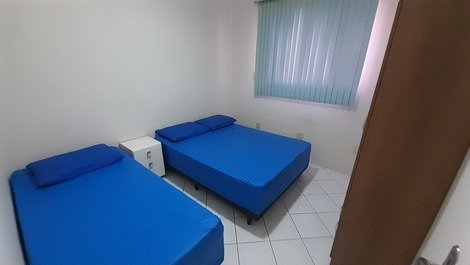 Hermoso apartamento con Wi-Fi a 370 m de Praia do Morro y Marlim Azul