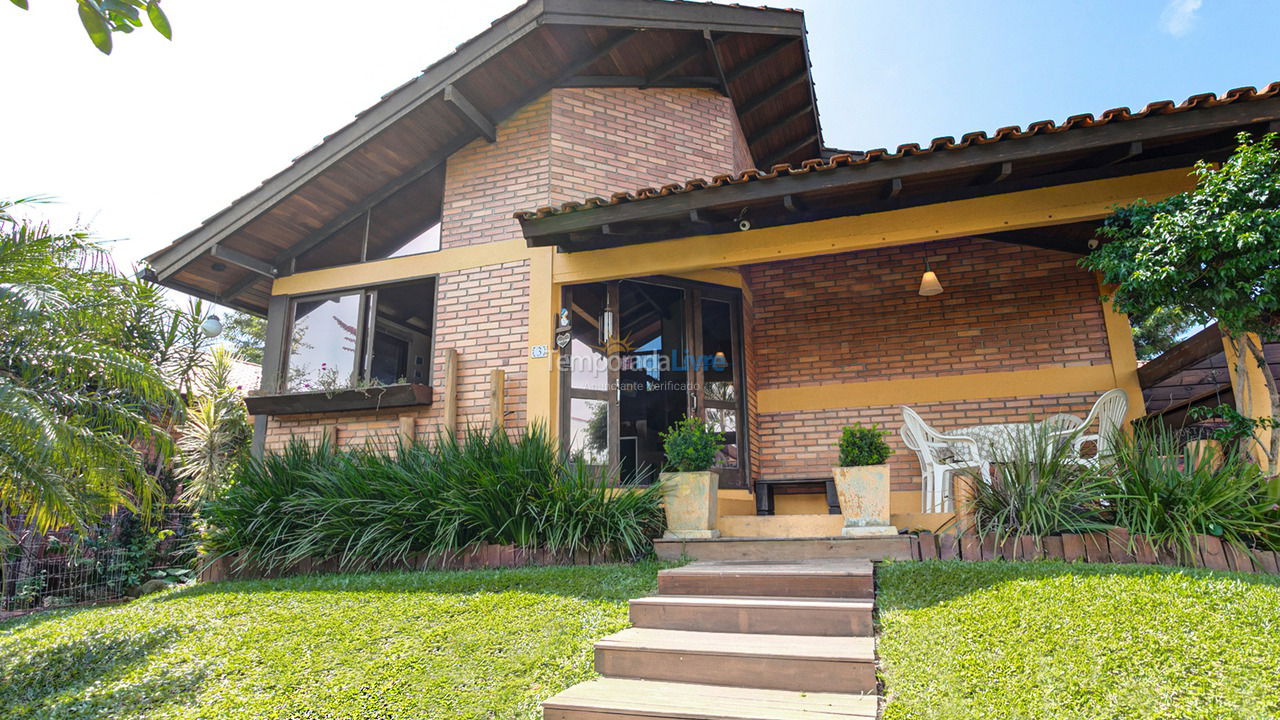 Casa para aluguel de temporada em Florianópolis (Cachoeira do Bom Jesus)