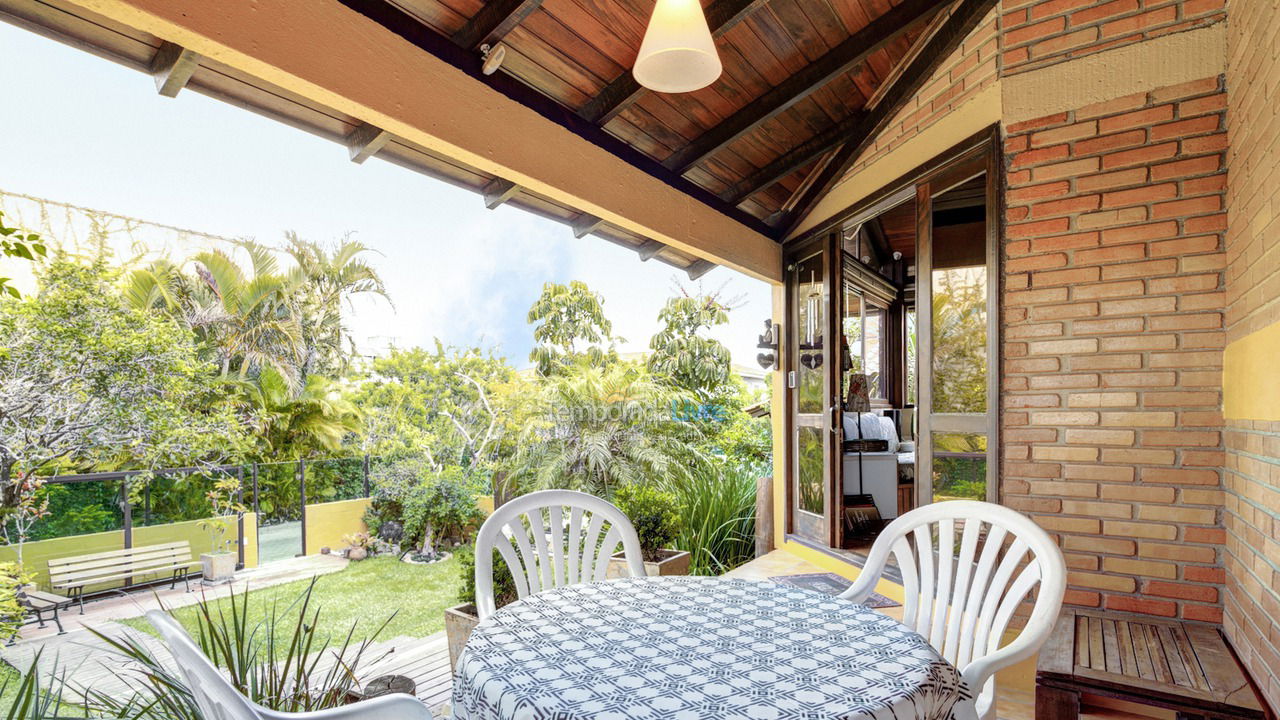 Casa para aluguel de temporada em Florianópolis (Cachoeira do Bom Jesus)