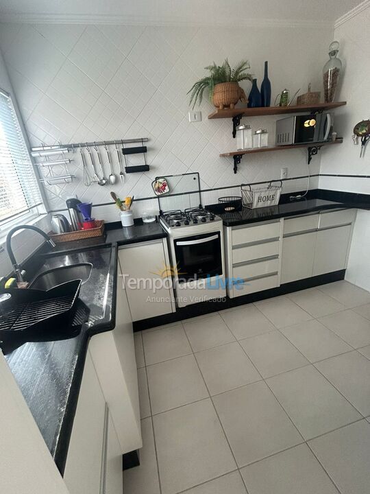 Apartment for vacation rental in Itapema (Meia Praia)