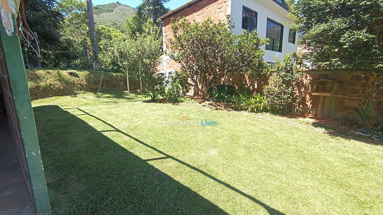 Casa para aluguel de temporada em Petrópolis (Fazenda Inglesa)