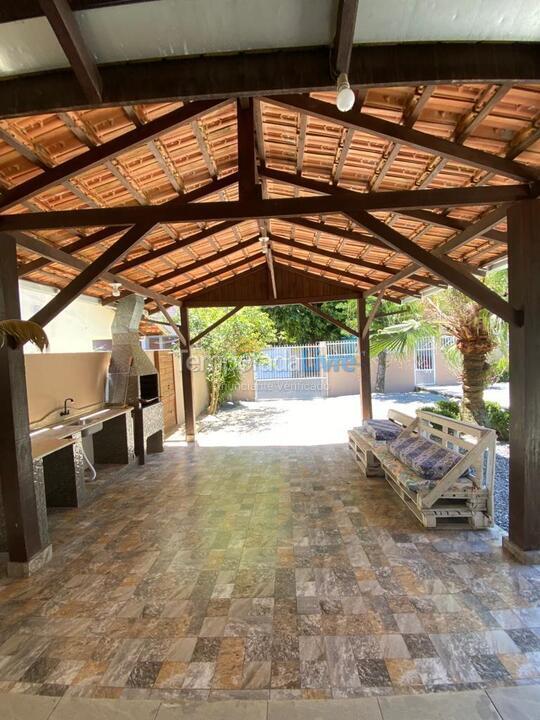 Casa para alquiler de vacaciones em Bombinhas (Praia de Bombinhas)