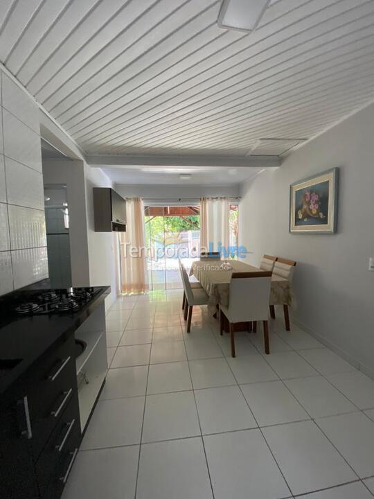 Casa para alquiler de vacaciones em Bombinhas (Praia de Bombinhas)