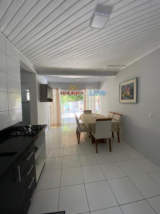 Casa para alquiler de vacaciones em Bombinhas (Praia de Bombinhas)