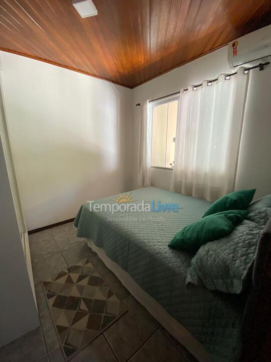 Casa para alquiler de vacaciones em Bombinhas (Praia de Bombinhas)