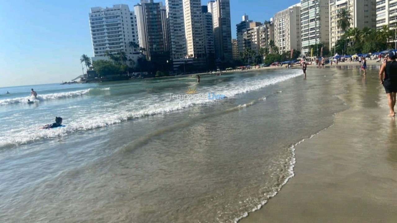 Apartment for vacation rental in Guarujá (Astúrias)