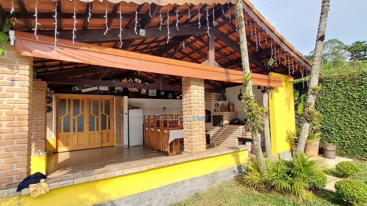 Chácara / sítio para aluguel de temporada em Biritiba Mirim (Sogo)