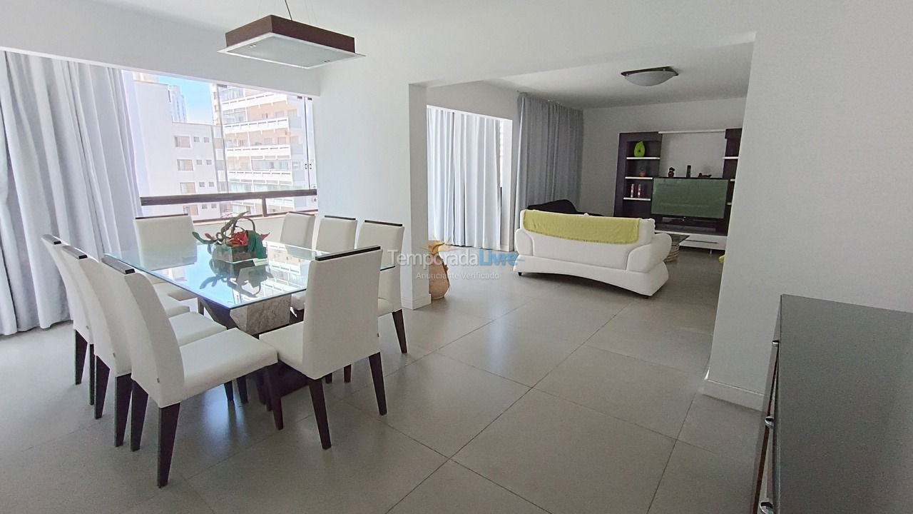 Apartamento para alquiler de vacaciones em Balneário Camboriú (Praia Central)