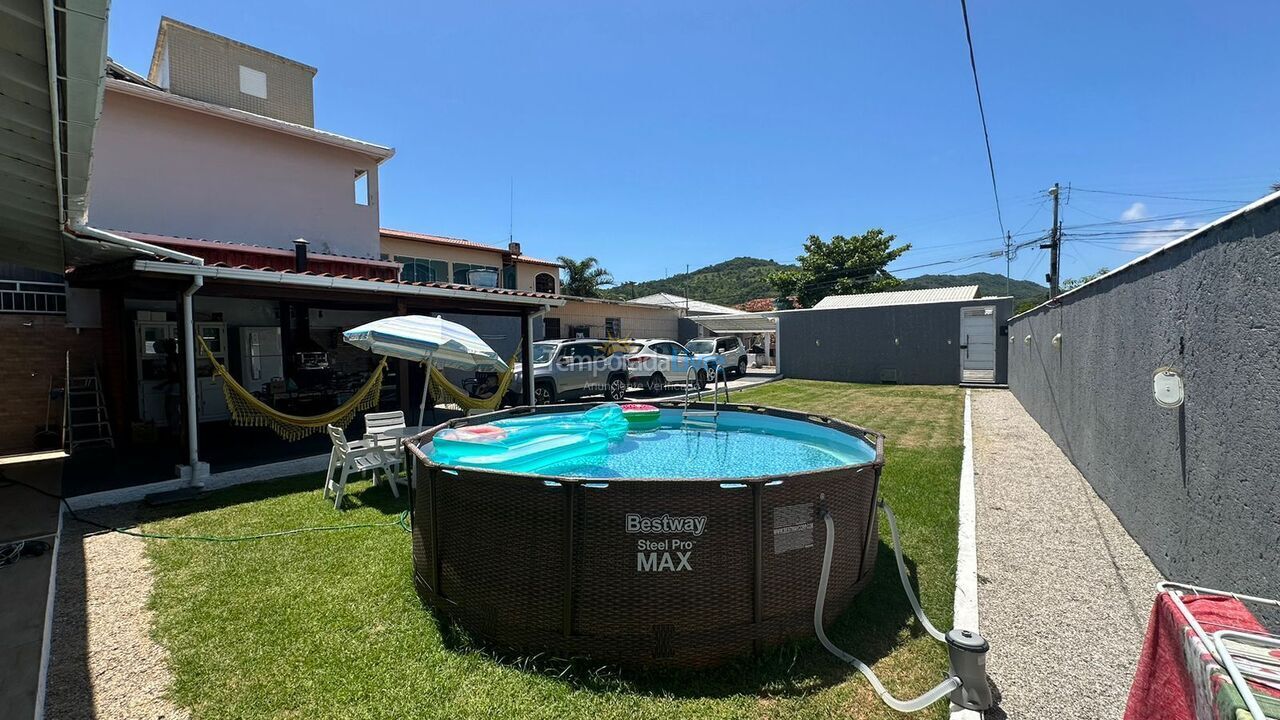 House for vacation rental in Florianópolis (Praia de Ponta das Canas)