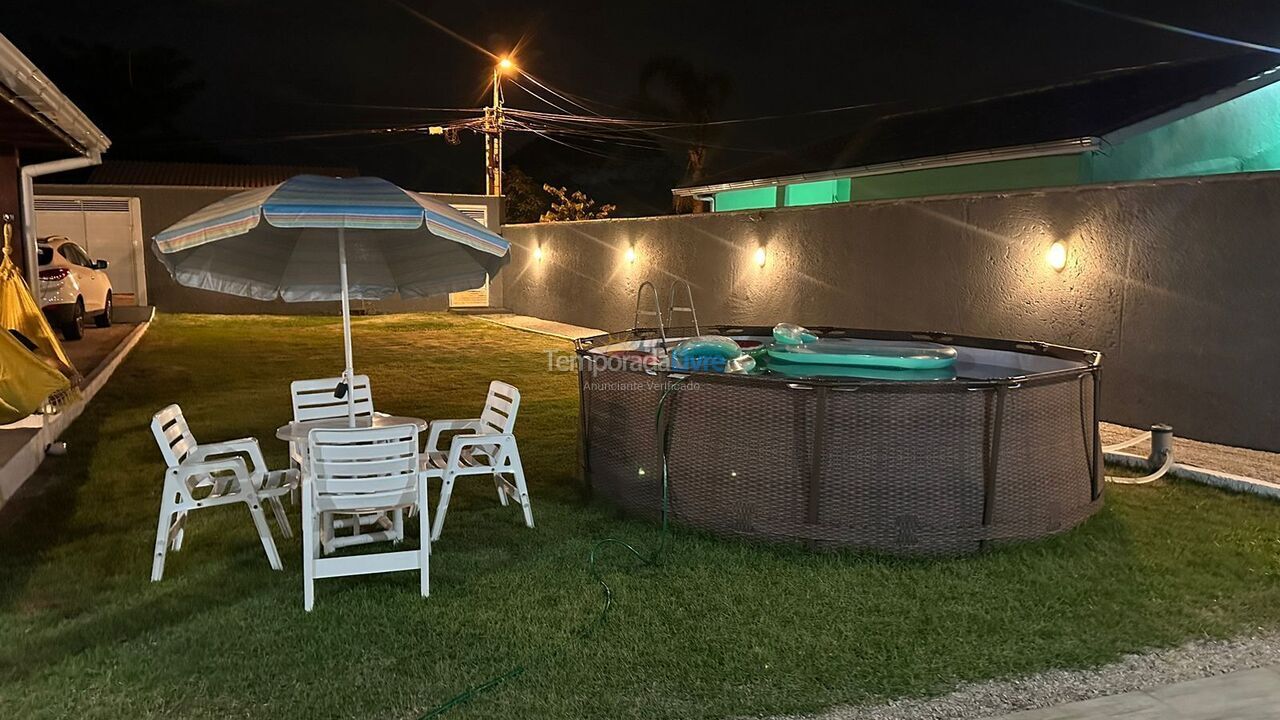 Casa para aluguel de temporada em Florianópolis (Praia de Ponta das Canas)