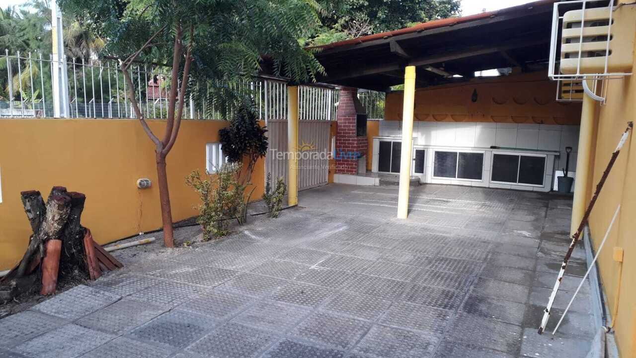 House for vacation rental in Itamaracá (Jaguaribe)