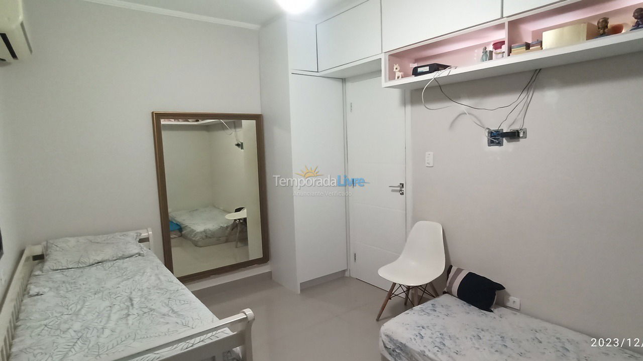 Apartment for vacation rental in Praia Grande (Canto do Forte)