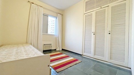 Apartamento en Pitangueiras con 3 Suites, Aire Acondicionado y Wi-Fi