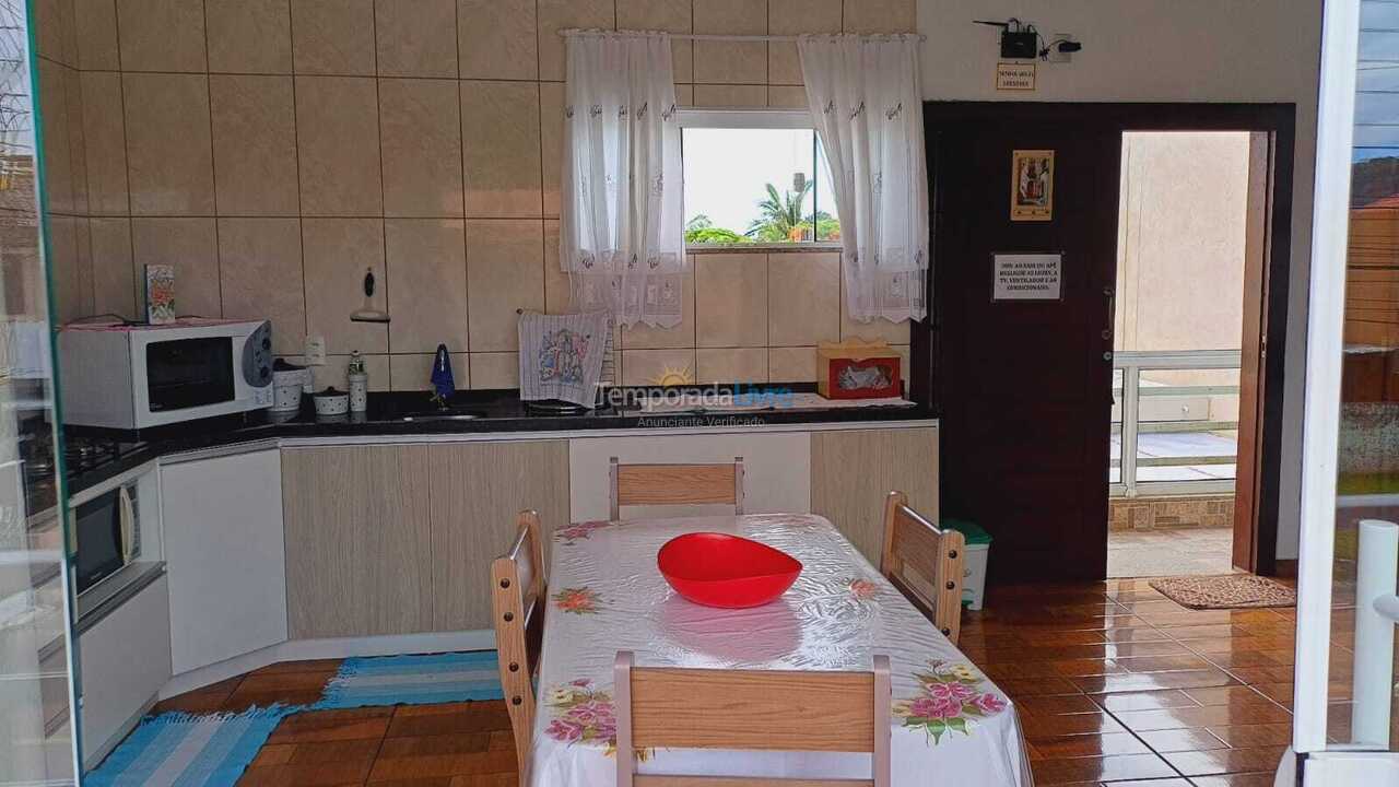 House for vacation rental in Garopaba (Centro)