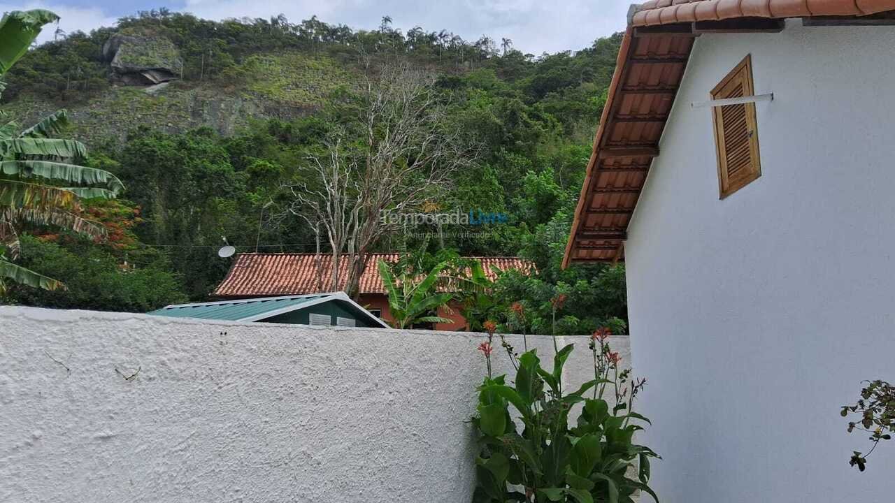 Casa para alquiler de vacaciones em Maricá (Recanto de Itaipuaçu)