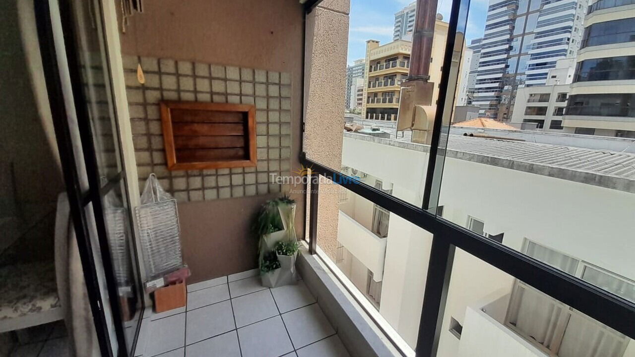 Apartamento para aluguel de temporada em Itapema (Meia Praia)