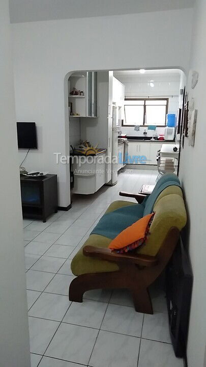 Apartamento para aluguel de temporada em Guarujá (Enseada)