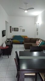 Apartment for the season in Enseada Guarujá