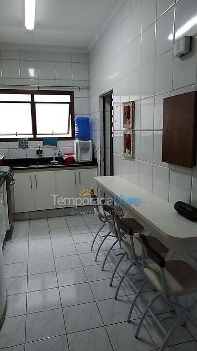 Apartment for vacation rental in Guarujá (Enseada)