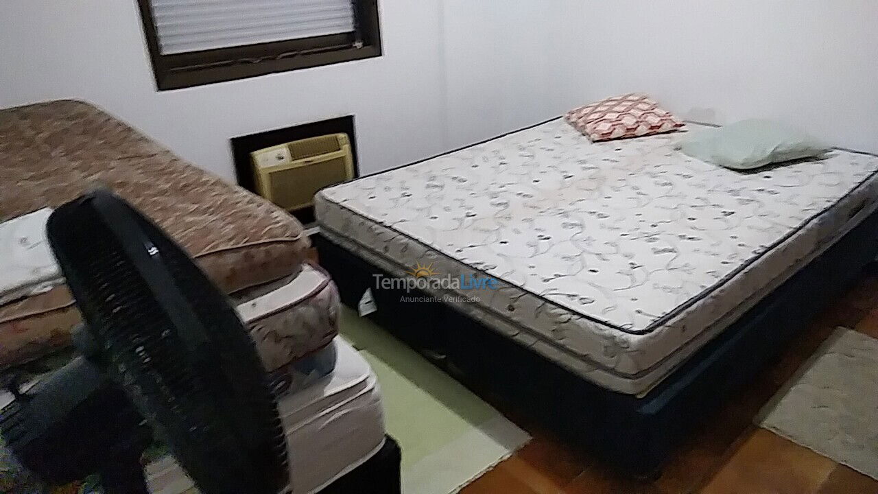 Apartamento para aluguel de temporada em Guarujá (Enseada)