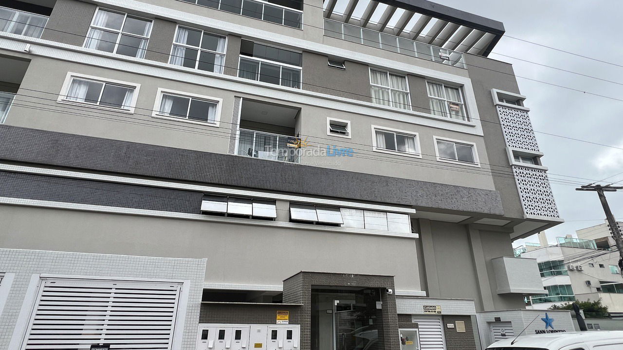 Apartamento para aluguel de temporada em Bombinhas (Canto Grande)