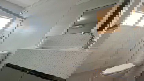 COBERTURA 3 SUITES A 200M DA PRAIA!