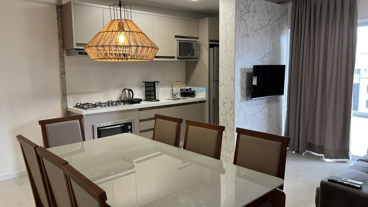 Apartamento para aluguel de temporada em Bombinhas (Canto Grande)