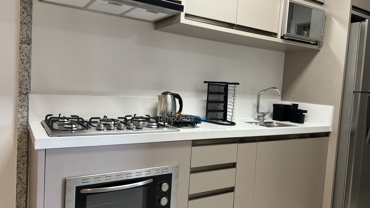 Apartamento para aluguel de temporada em Bombinhas (Canto Grande)