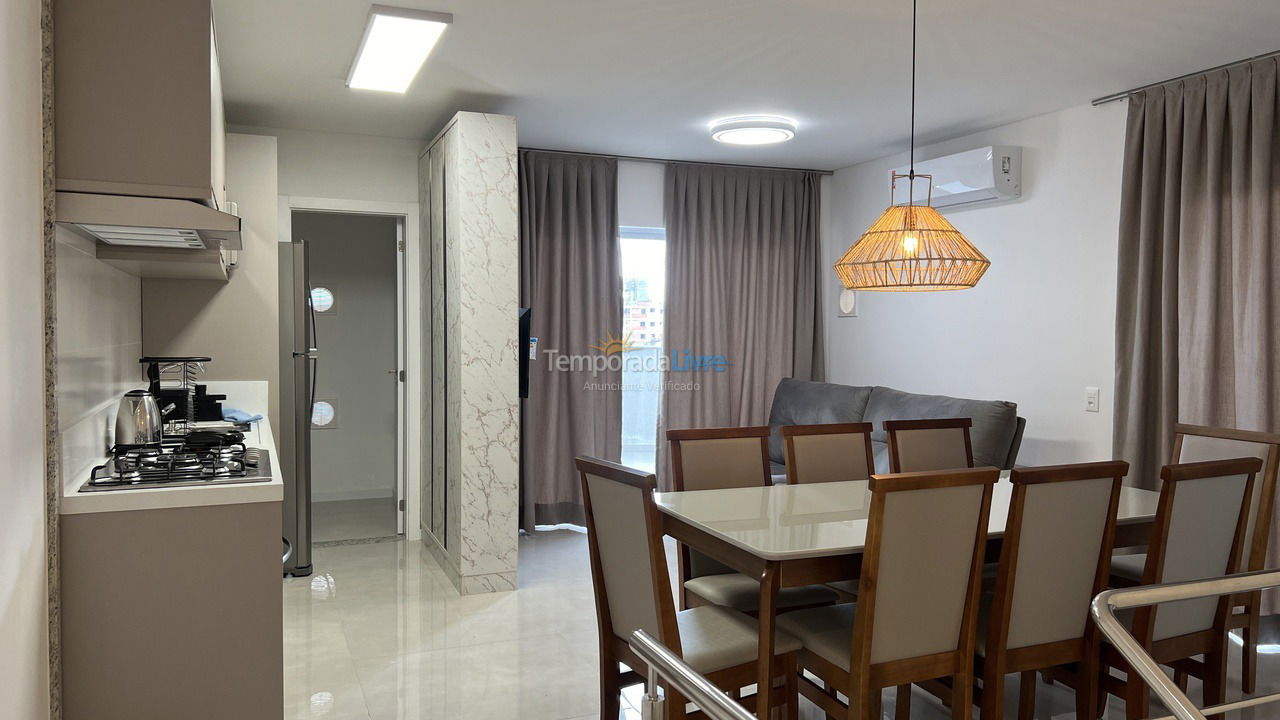 Apartamento para aluguel de temporada em Bombinhas (Canto Grande)
