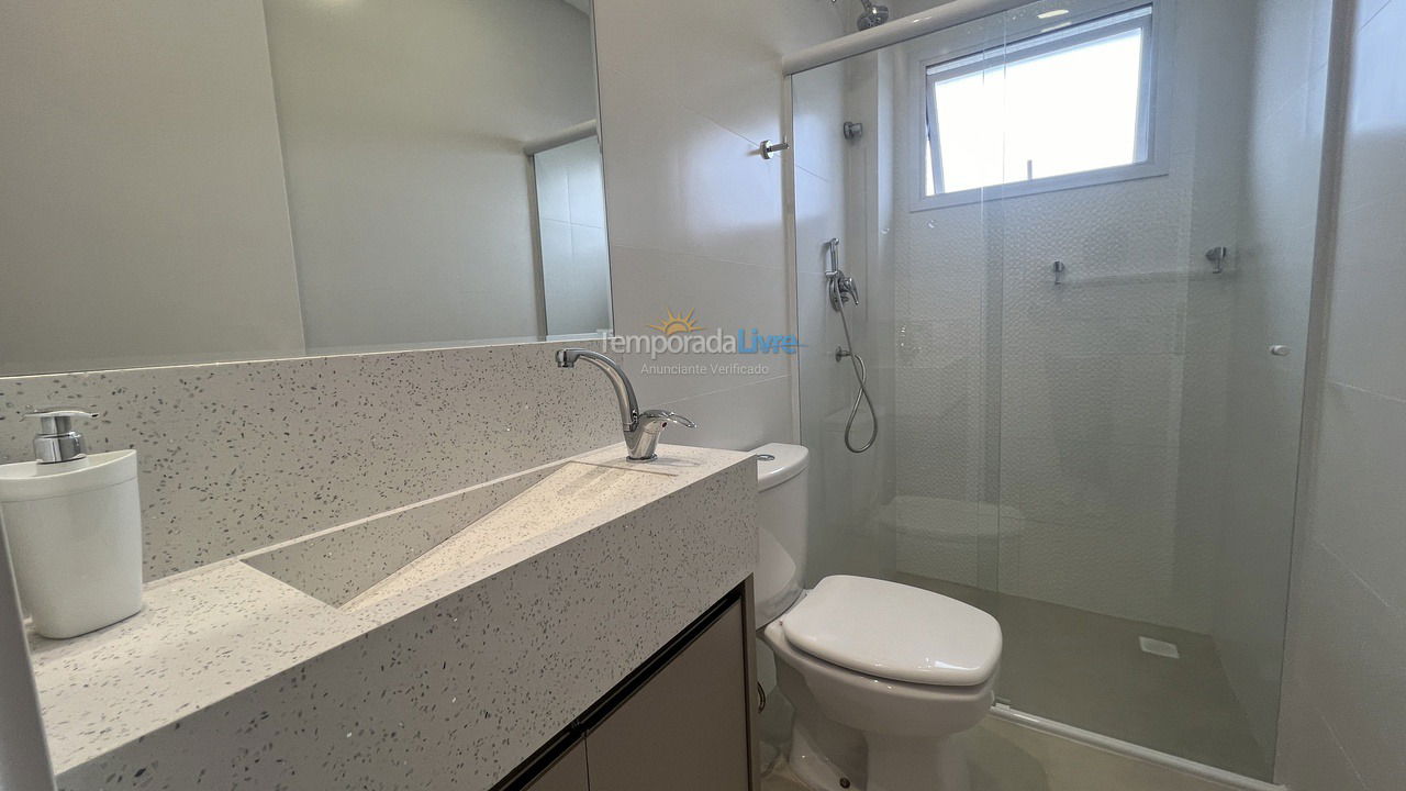 Apartamento para aluguel de temporada em Bombinhas (Canto Grande)