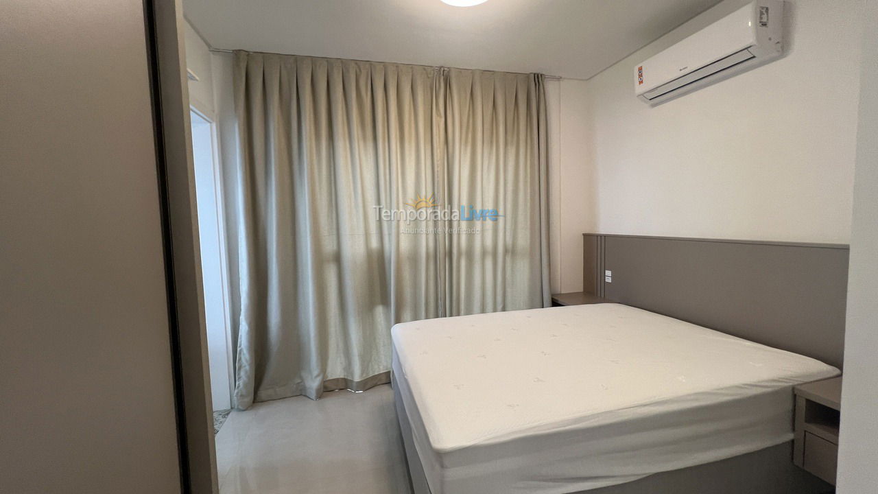 Apartamento para aluguel de temporada em Bombinhas (Canto Grande)