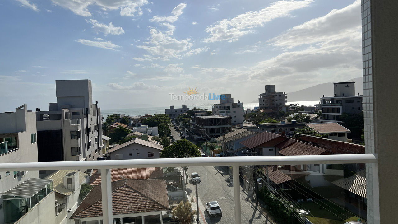 Apartamento para aluguel de temporada em Bombinhas (Canto Grande)