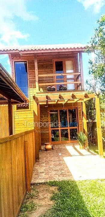 Casa para aluguel de temporada em Florianópolis (Rio Tavares)