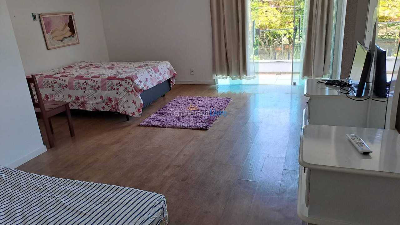 Casa para alquiler de vacaciones em Cabo Frio (Praia das Dunas)