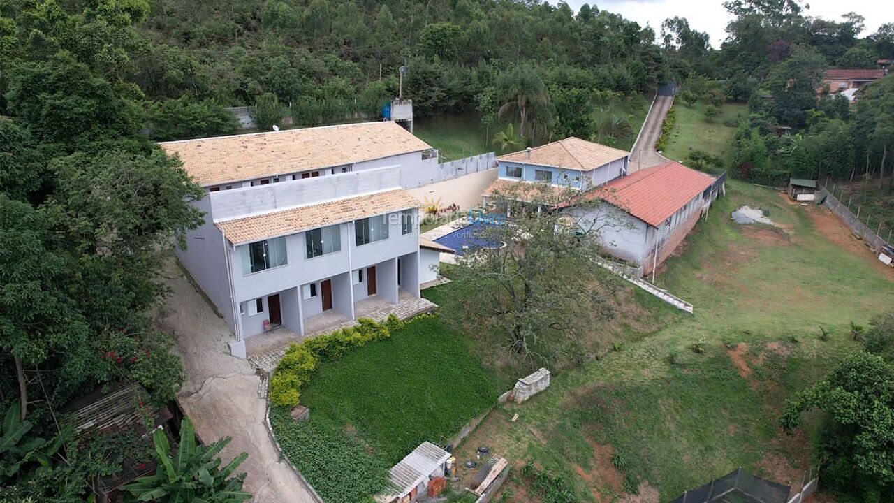 Granja para alquiler de vacaciones em Mairiporã (Terra Preta)