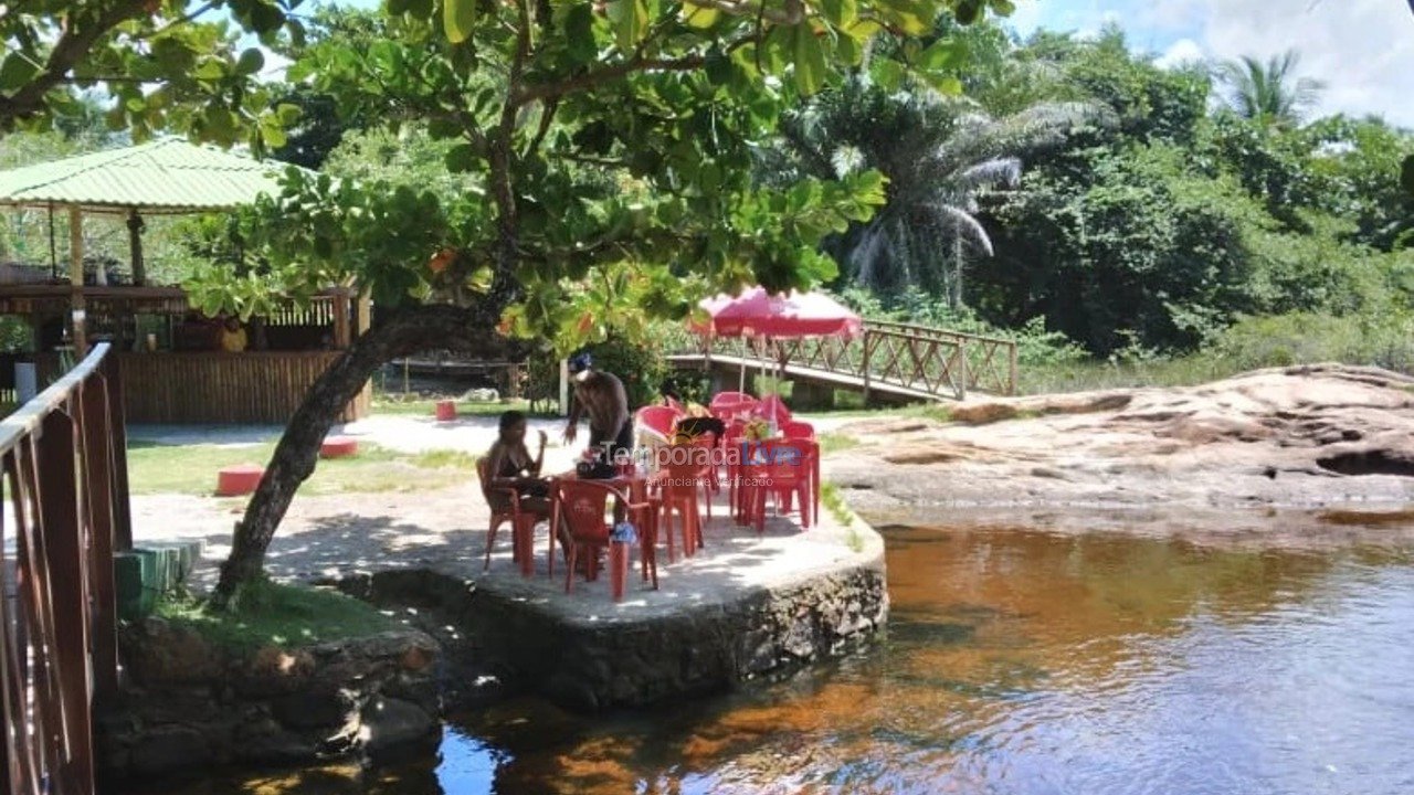 Casa para aluguel de temporada em Mata de São João (Imbassaí)