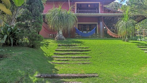 Casa charmosa na Serra de Mulungu por Carpediem
